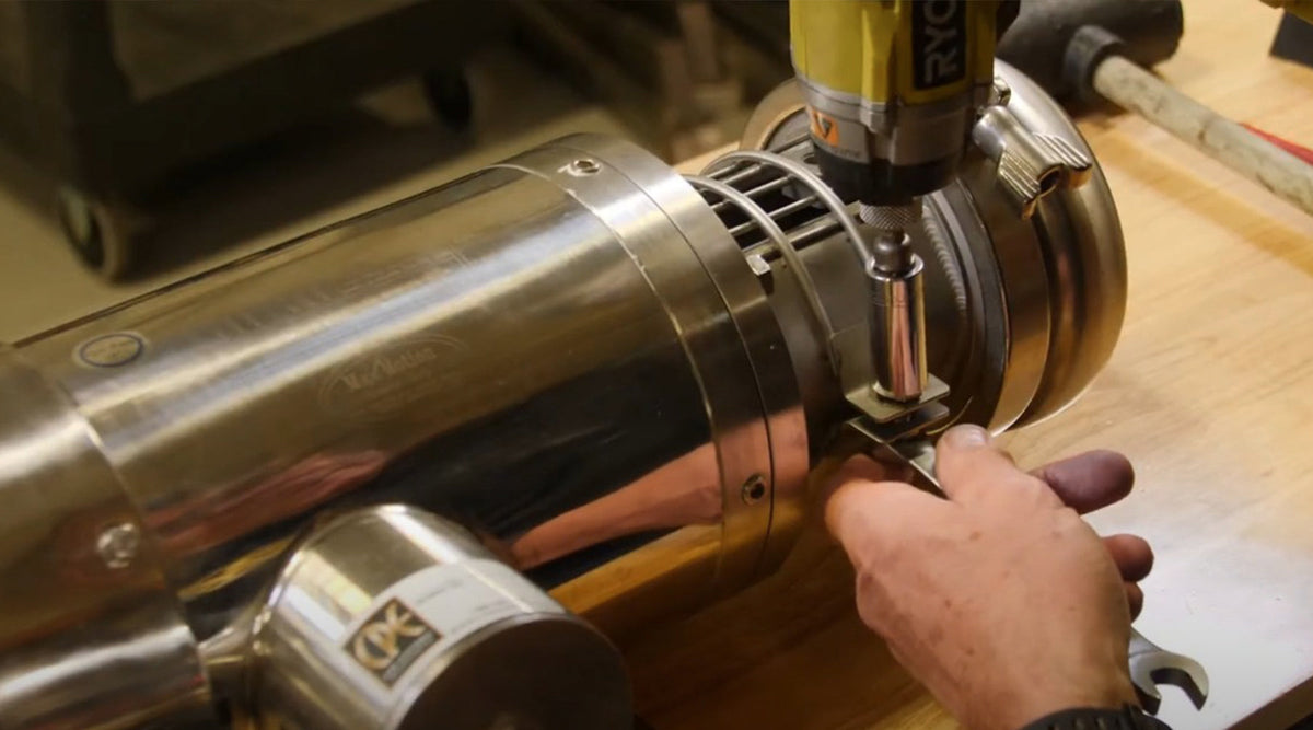 How to set the seal drive collar on a C114 series pump – CPE Systems Canada